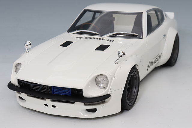 イグニッションモデル 1/18 日産 フェアレディ Z (Z32) 2by2 ホワイト