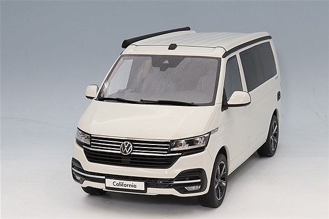 オットー 1/18 スバル インプレッサ WRX STi タイプ RA 2000 ホワイト