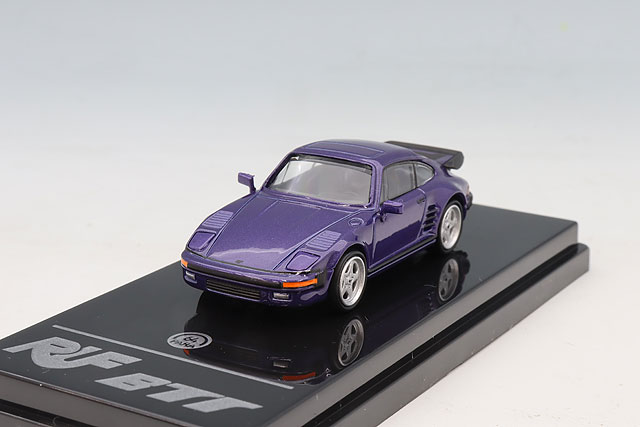 PARA64 1/64 RUF BTR 1986 スラントノーズ ガーズレッド 左ハンドル