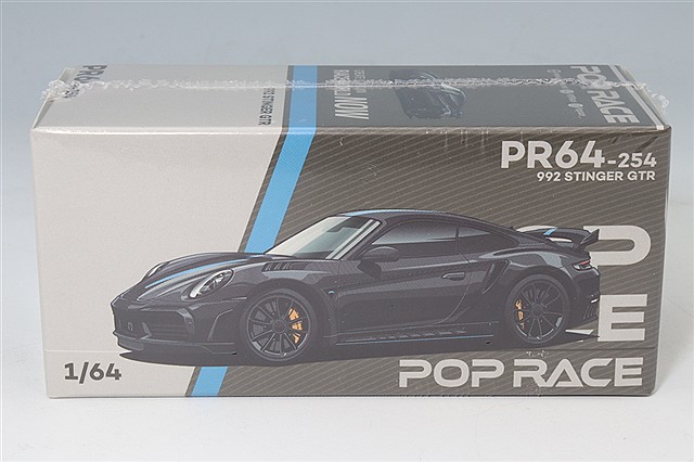 POP RACE 1/64 ポルシェ 992 スティンガー GTR カーボンエディション