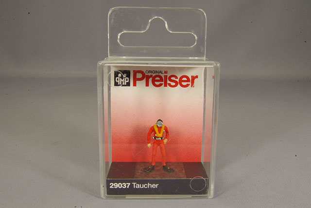 PRE29037.jpg
