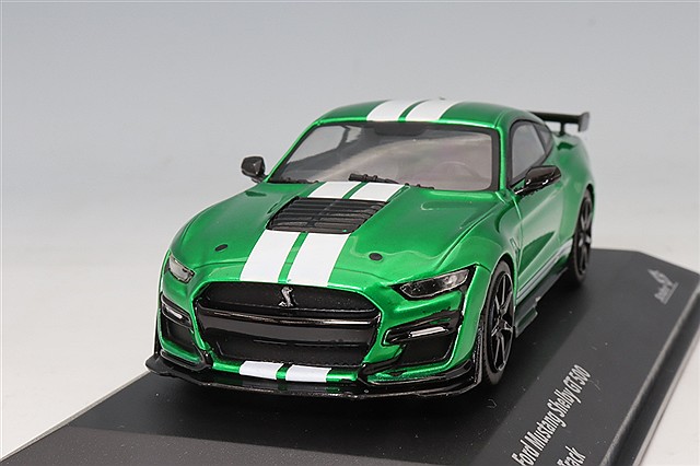 ACME 1/18 1968 シェルビー GT500 KR 