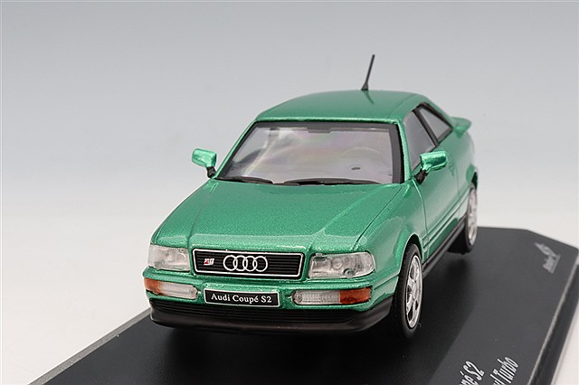 KENGFai (ケンファイ) 1/18 アウディ 2021 R8 クーペ シルバー