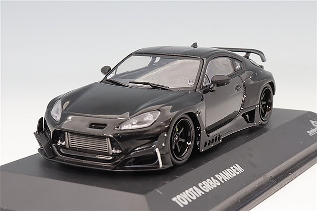 ソリド 1/18 トヨタ GR86 リバティウォーク ボディキット 2024