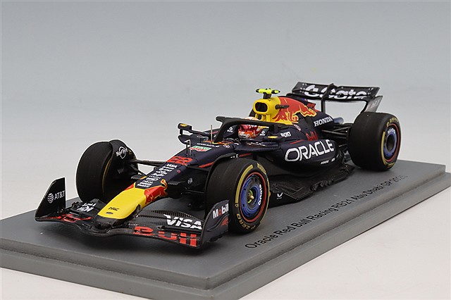 スパーク 1/18 ビザ キャッシュアップ RB F1チーム VCARB 01 2024