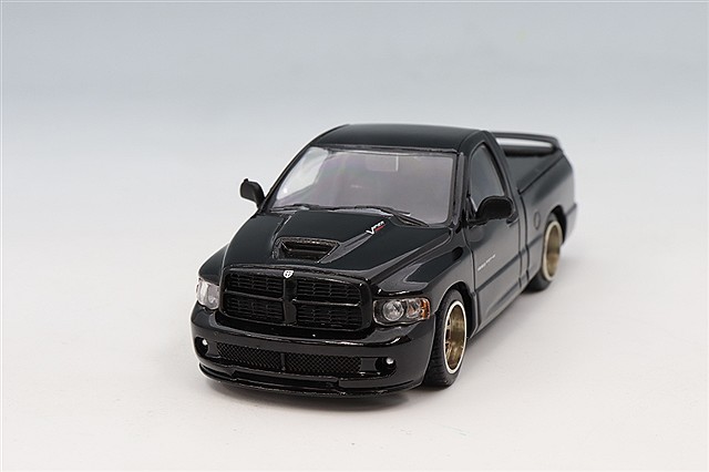 SHOOM-103-003.jpg