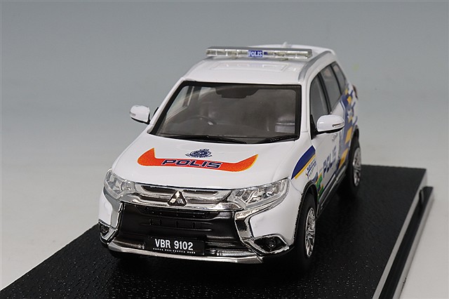 サンスター 1/43 三菱 アウトランダー 2019 クイーンズランド 消防救急