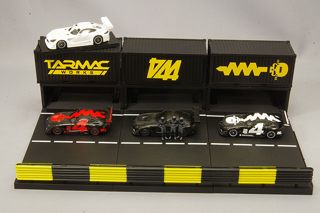 グッドスマイルレーシング 1/18 メルセデス AMG チーム ブラック