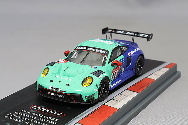KKスケール 1/18 アルファロメオ アルフェッタ GT 1.6 1976 レッド