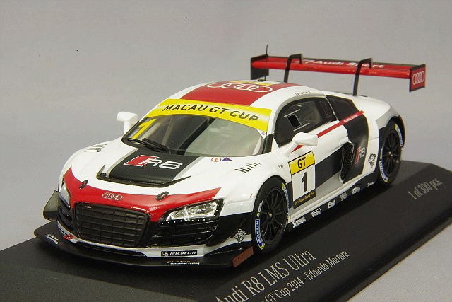 アウディコレクション R8 LMS ULTRA white 新品 Amazon | AUTOart 1/18 アウディ R8 LMS 2016 ホワイト 完成品