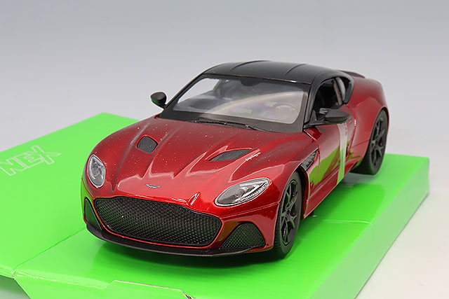 キントイ ポスターカーズ 1/64 アストンマーティン ヴァルキリー