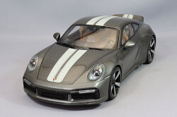 MC110069201.jpg