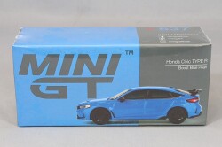 MGT00637-R.jpg