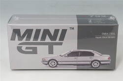 MGT00792-R.jpg