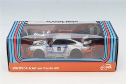 MM64-RWB964001.jpg