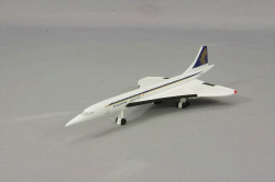 SCH403551664.jpg
