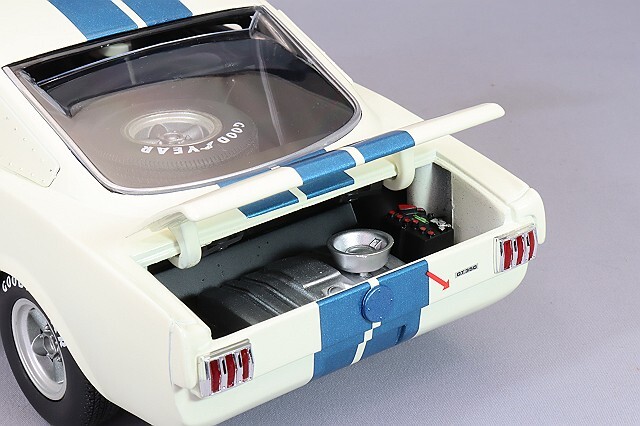 ACME 1/18 1966 シェルビー GT350 #7 S.モス