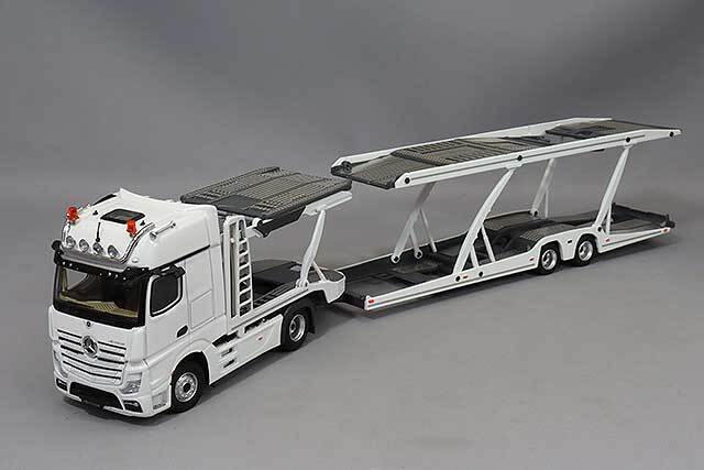 Unique Model x Tiny City メルセデスベンツ アクトロス MP5 カー