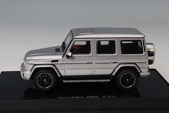 オートアート 1/64 メルセデス AMG G 63 2017 シルバー