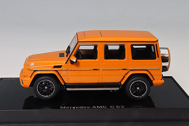 オートアート 1/64 メルセデス AMG G 63 2017 オレンジ