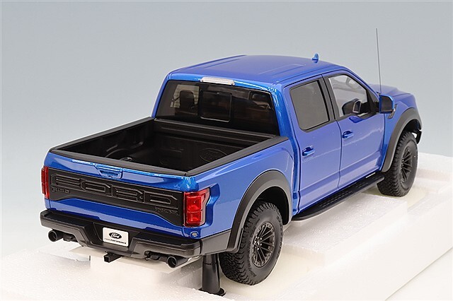 オートアートコンポジット 1/18 フォード F-150 ラプター スーパー