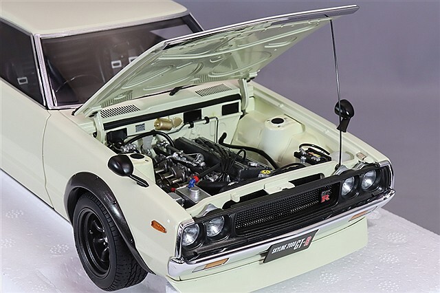 AUTOart 1/18 日産 スカイライン 2000GT-R （KPGC110