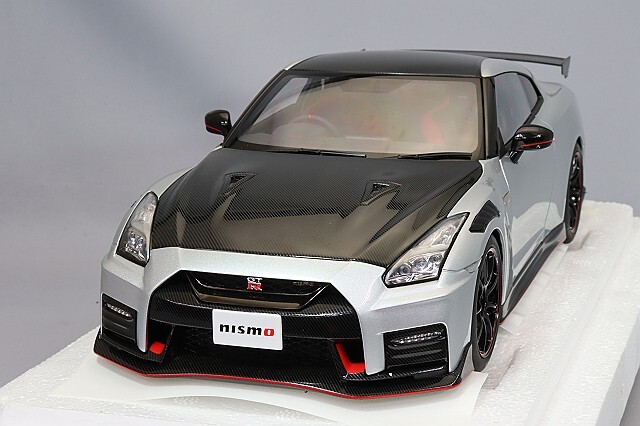 オートアート コンポジット 1/18 日産 GT-R (R35) ニスモ スペシャル 