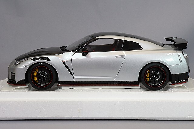 オートアート コンポジット 1/18 日産 GT-R (R35) ニスモ スペシャル 