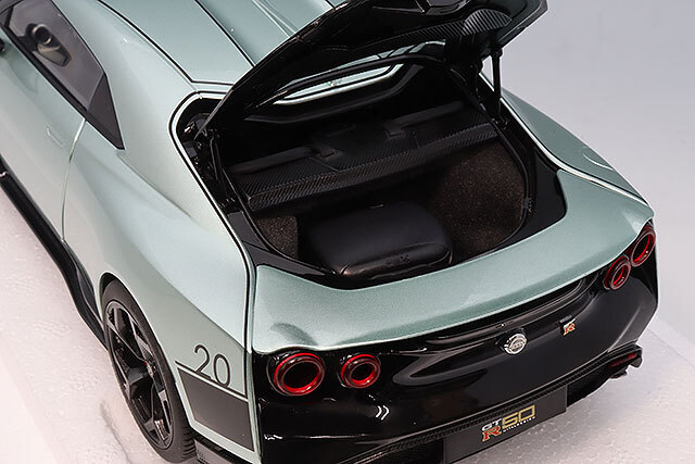 オートアート コンポジット 1/18 日産 GT-R50 by イタルデザイン