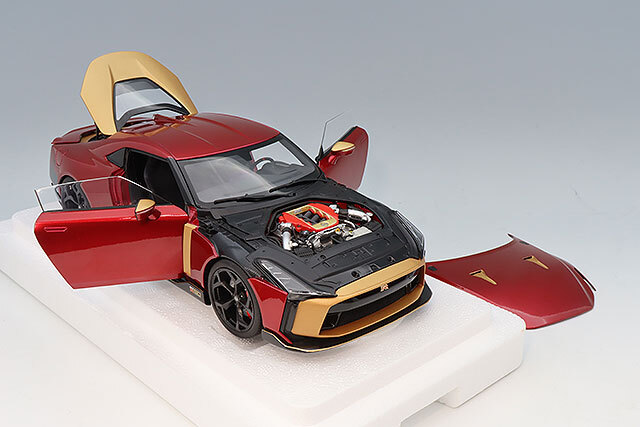 オートアート　NISSAN　GT-R AUTOart 1/18 NISSAN GT-R50 by ITALDESIGN （グレー／ゴ