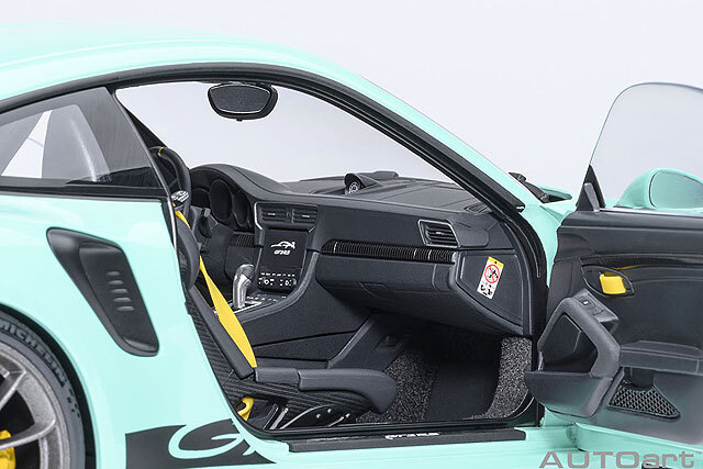 オートアートコンポジット 1/18 ポルシェ 911 (991.2) GT3 RS ミント