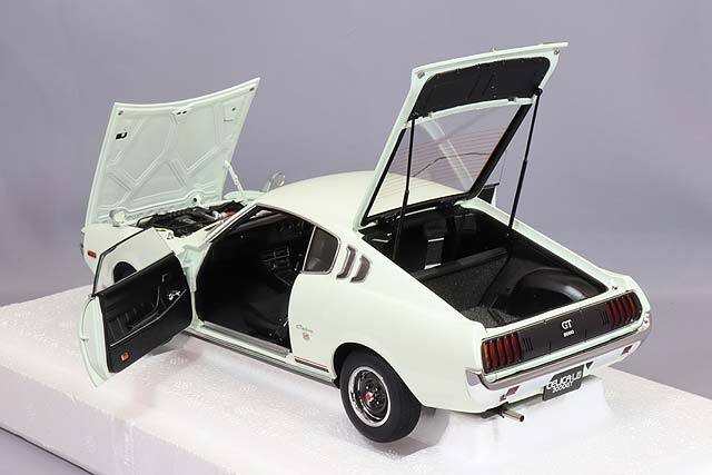 オートアート コンポジット 1/18 トヨタ セリカ リフトバック 2000GT 