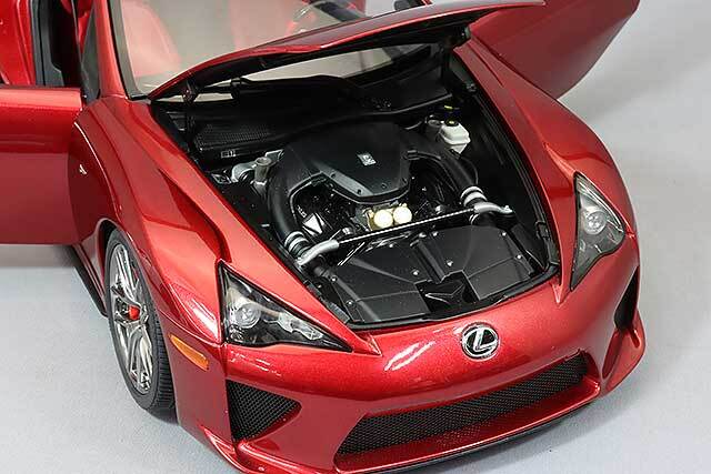 オートアート コンポジット 1/18 レクサス LFA パールレッド 