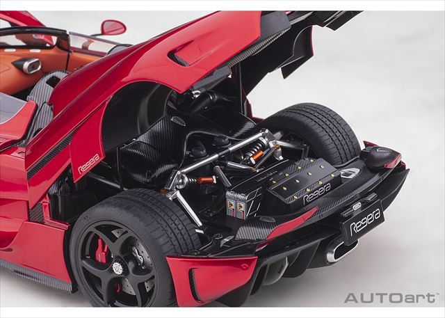 AUTOart ケーニグセグ 　アゲーラ(レッド)　　18/1 Amazon.com: Autoart Koenigsegg Agera RS Chili Red with Black