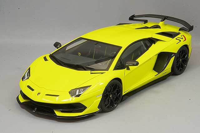 1/14 ランボルギーニ　アヴェンタドール SVJ イエロー　カスタム Lamborghini Aventador SVJ ローダウンカスタム | 輸入車専門店・アメ
