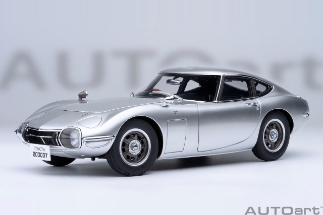 ☆予約品☆ オートアート コンポジット 1/18 トヨタ 2000GT 1967