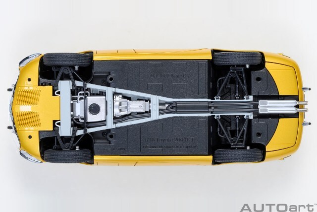 ☆予約品☆ オートアート コンポジット 1/18 トヨタ 2000GT 1967