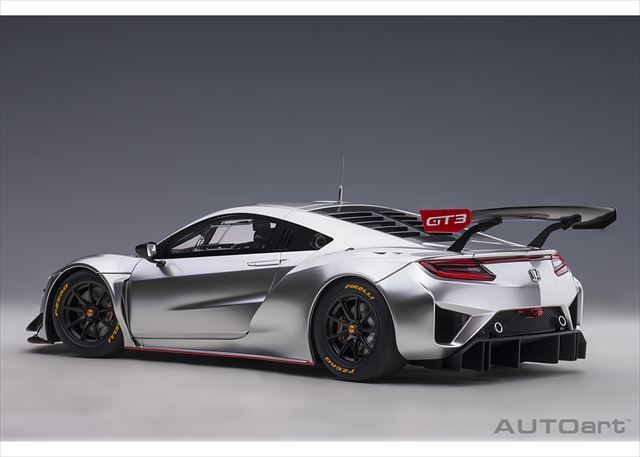 オートアート コンポジット 1/18 ホンダ NSX GT3 2018 ハイパーシルバー