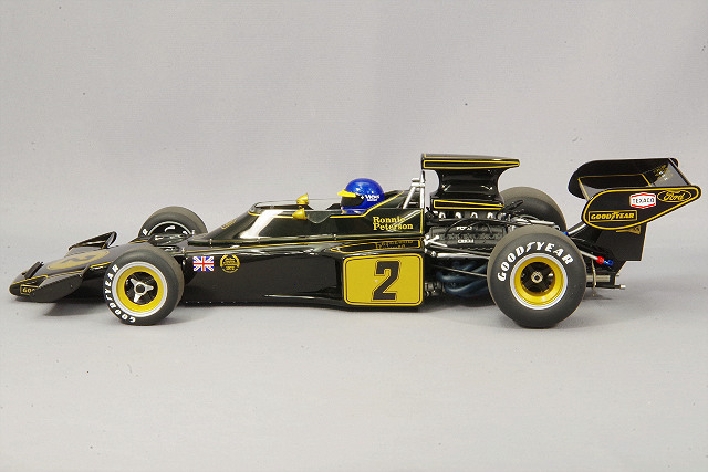 オートアート コンポジット 1/18 ロータス 72E 1973 F1 #2 R