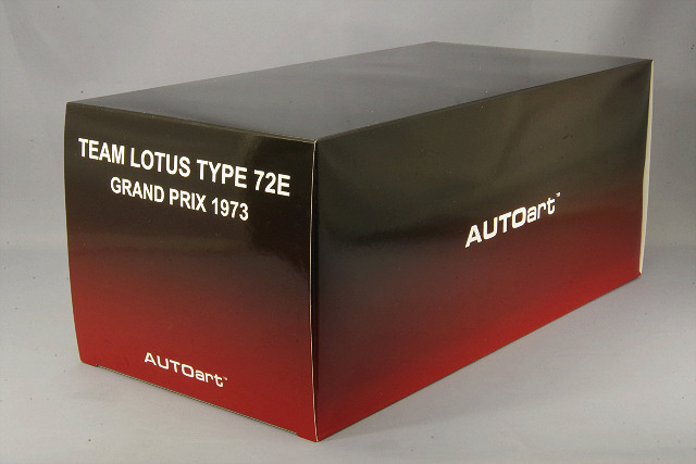 オートアート コンポジット 1/18 ロータス 72E 1973 F1 #2 R.ピーター