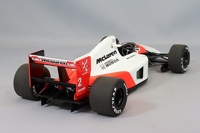 オートアート コンポジット 1/18 マクラーレン ホンダ MP4/6 1991 F1
