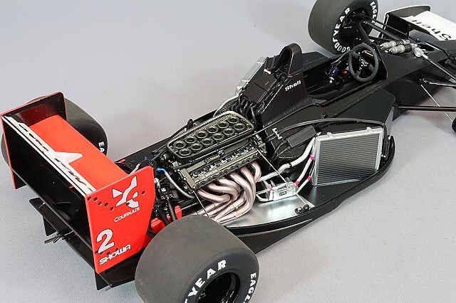 オートアート コンポジット 1/18 マクラーレン ホンダ MP4/6 1991 F1