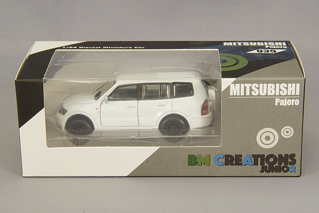 BM CREATIONS 1/64 三菱 パジェロ (3代目) 左ハンドル ホワイト