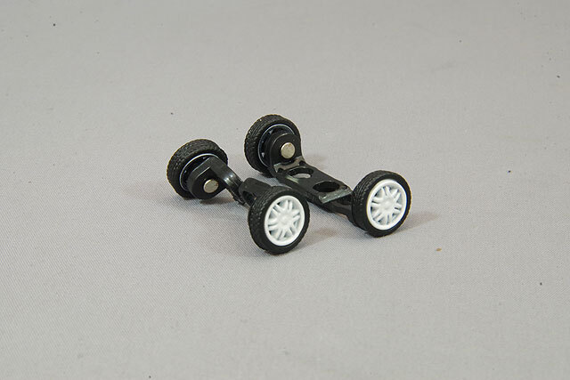 BM CREATIONS 1/64 三菱 ランサーエボリューション IV レッド