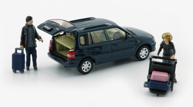 BM CREATIONS 1/64 マツダ デミオ (メトロ) 1994 グリーン (右ハンドル)