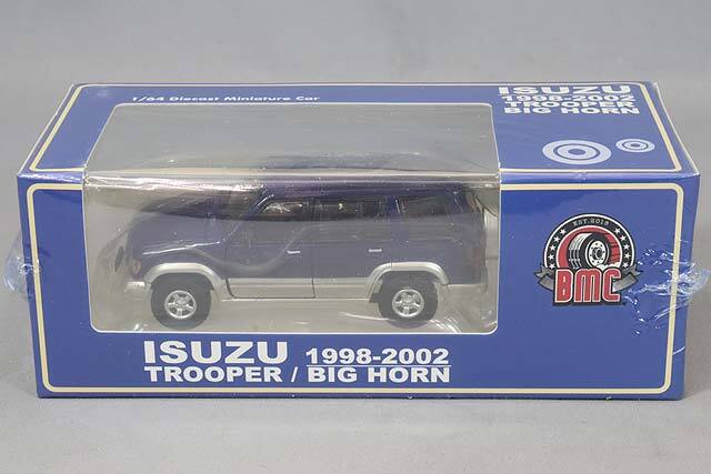 BM CREATIONS 1/64 いすゞ ビッグホーン 1998 -2002 パープルブルー 右
