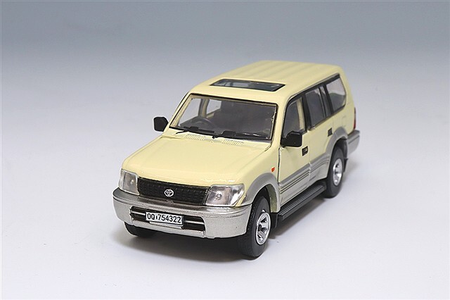 土曜までの限定値下げ BM CREATIONS 1/64 トヨタ ランドクルーザー プラド LC95 アイボリー