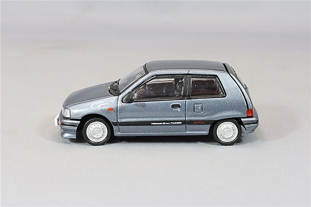 BM CREATIONS 1/64 ダイハツ シャレード 1991 2ドア GTti グレー