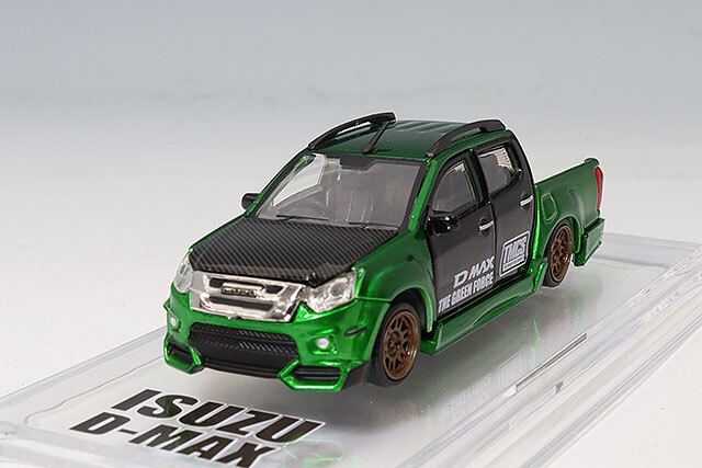 BM CREATIONS 1/64 いすゞ D-Max 2018 ローライダー