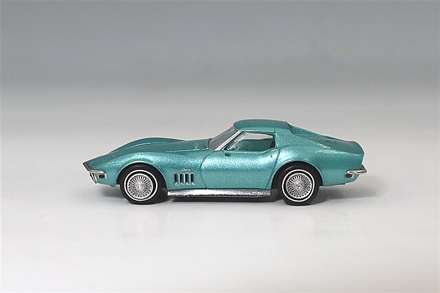 グリーンライト　グッドイヤー　シボレーコルベット　C3　コンバーチブル ブレキナ 1/87 シボレー コルベット C3 1967 グリーン